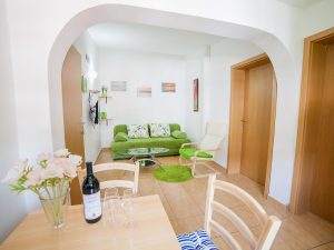 Apartman sa dvije spavaće sobe sa balkonom