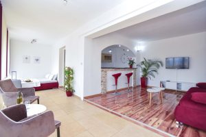 Studio apartman sa zajedničkom terasom