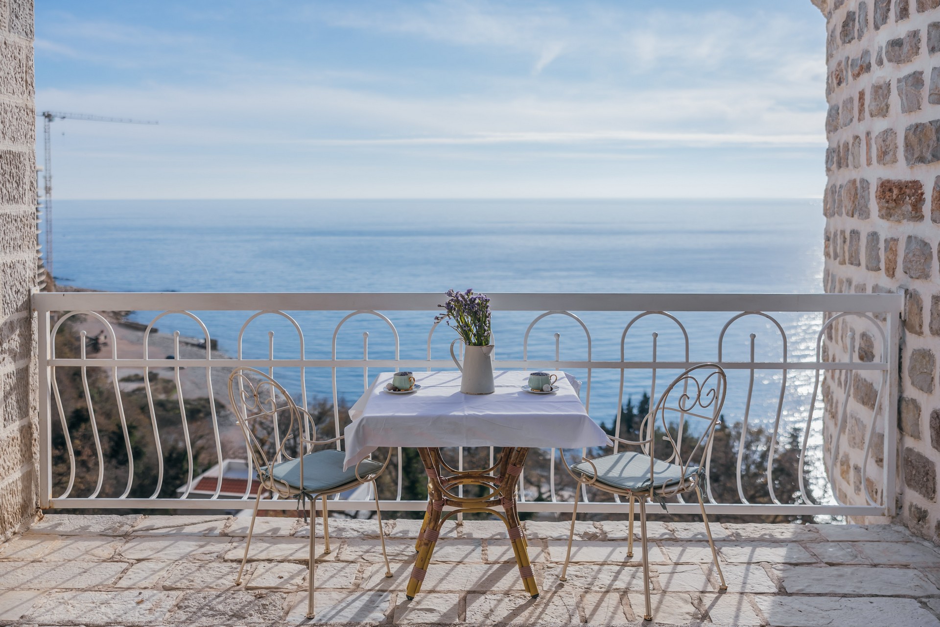 Dvokrevetni studio sa zajedničkim balkonom i pogledom na more